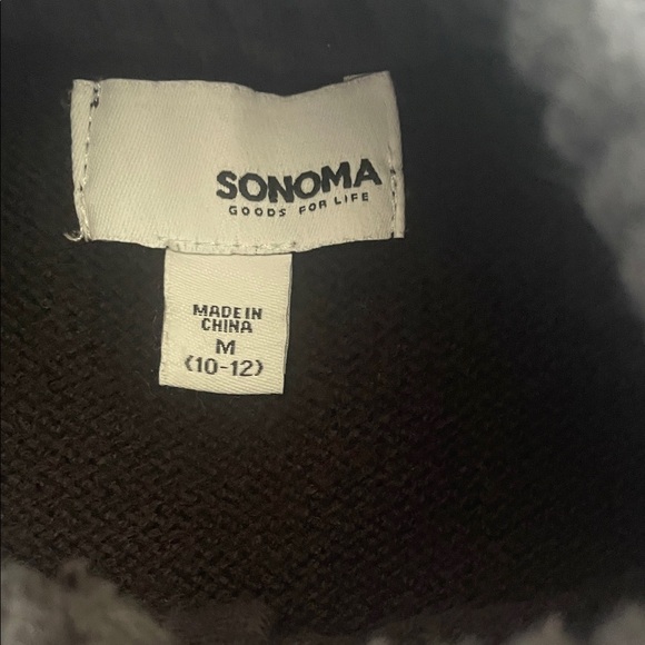 Winter Patterned Sweater - Picture 2 of 6